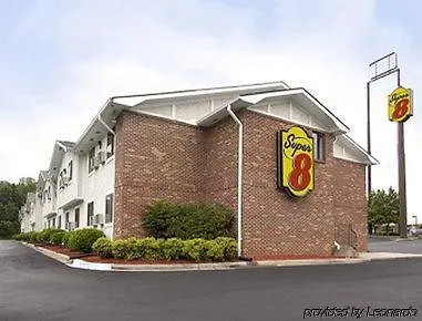 Super 8 By Wyndham Charlotte University