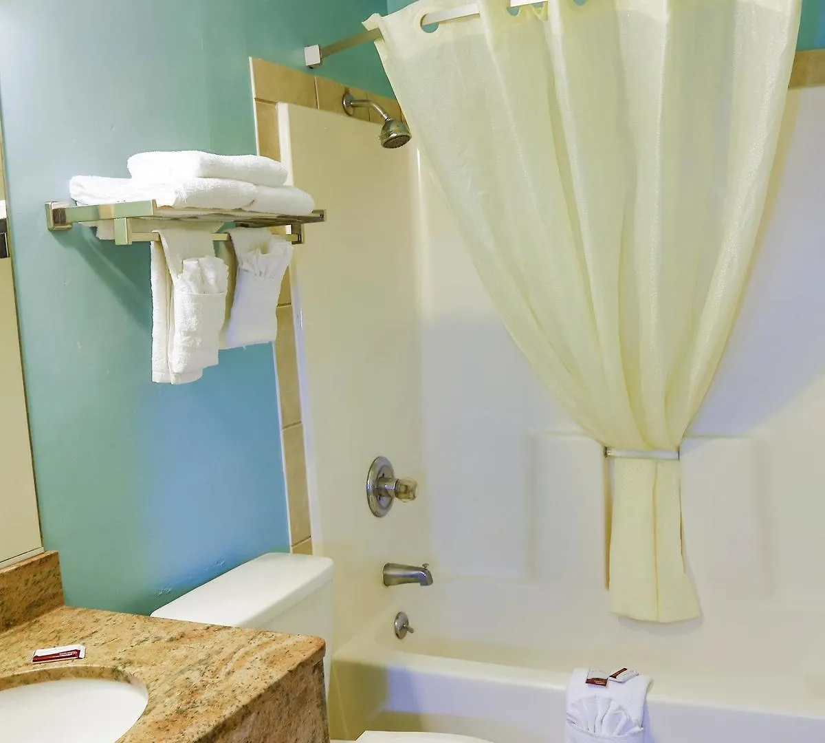 Super 8 By Wyndham Charlotte University Motel